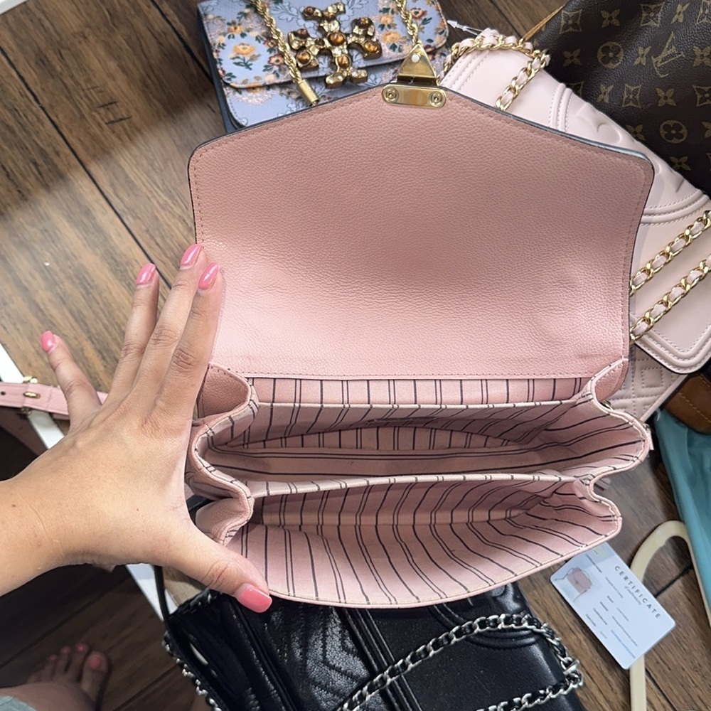 🎀PINK Louis Vuitton Pochette Metis empreinte crossbody purse monogram bag - Picture 3 of 16